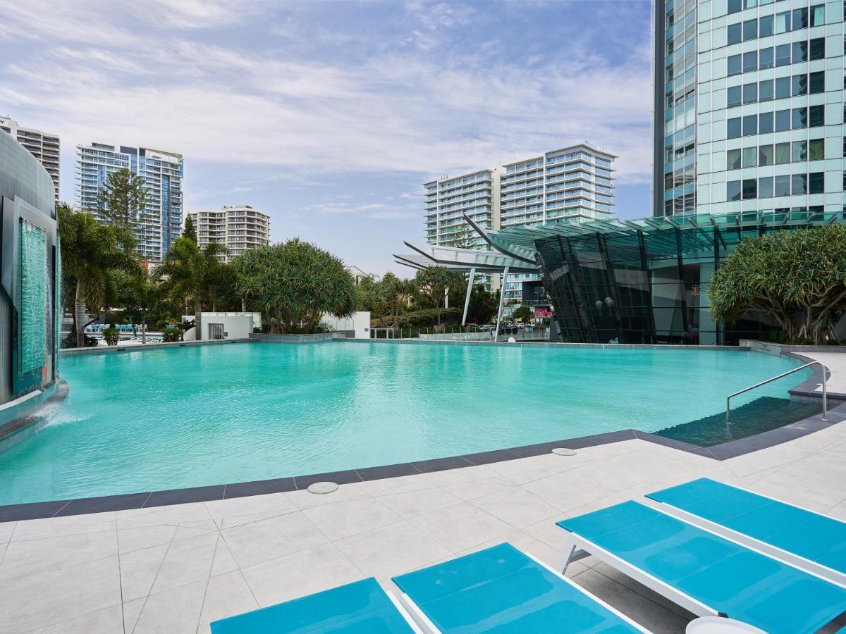 Serain Residences On 9 Hamilton Avenue Gold Coast Esterno foto