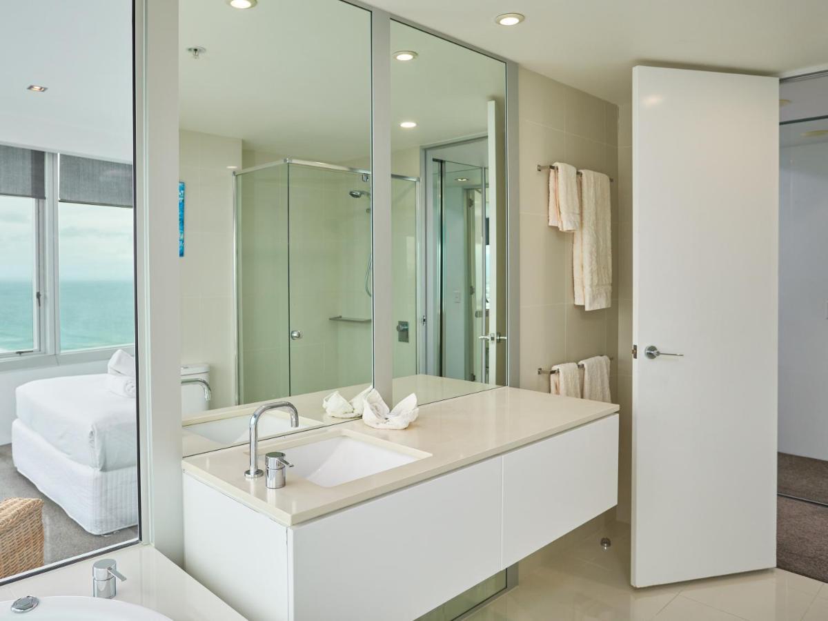 Serain Residences On 9 Hamilton Avenue Gold Coast Esterno foto