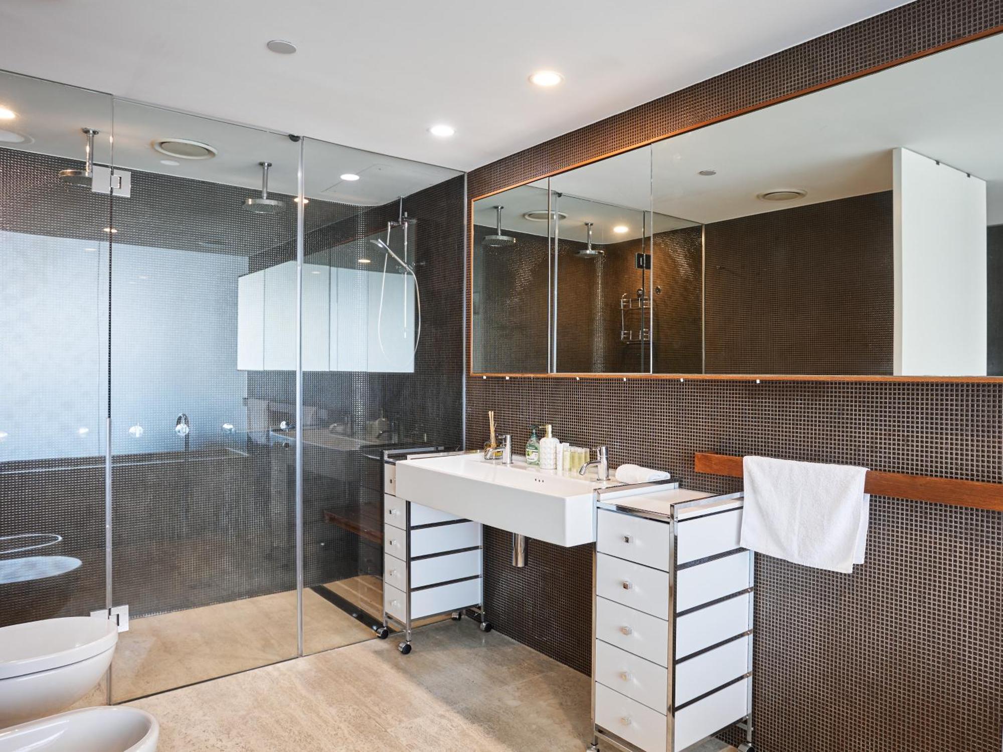 Serain Residences On 9 Hamilton Avenue Gold Coast Esterno foto