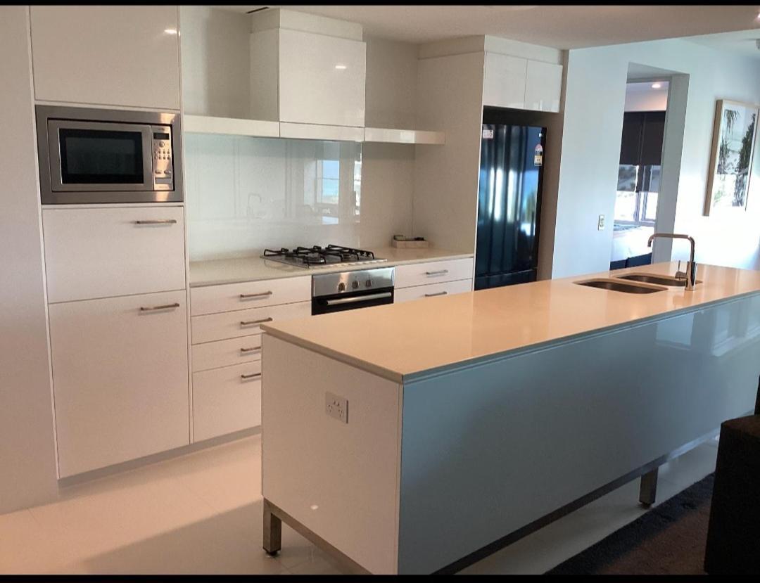 Serain Residences On 9 Hamilton Avenue Gold Coast Esterno foto